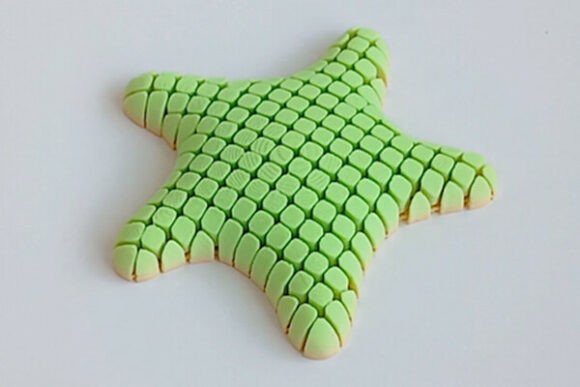 Bring the Ocean to Your Desk with a Moving Starfish